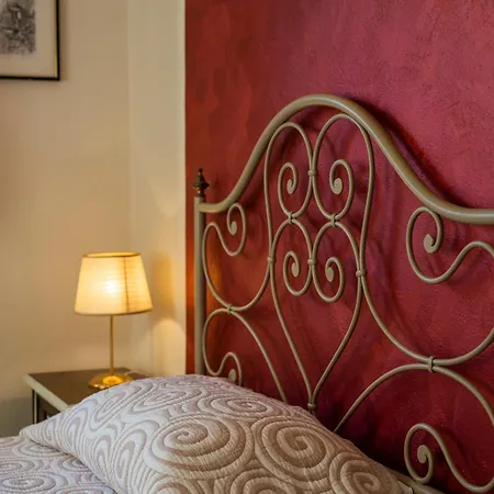 Elvira 1931 Apartment Siena